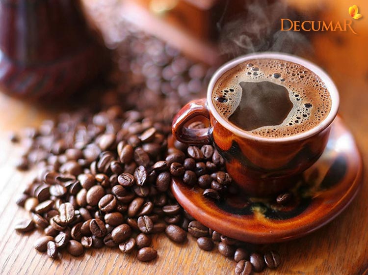 Caffeine cũng là một tác nhân gây ra mụn và mụn viêm khá quen thuộc